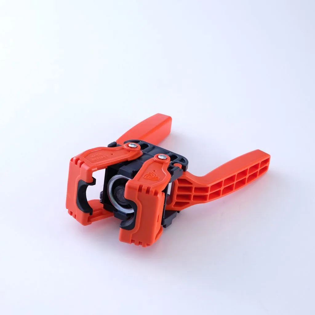 Kelly Twin Lever Capper