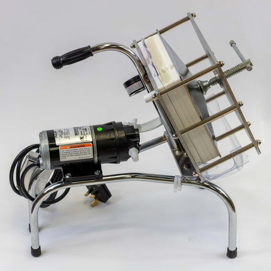 Super Jet Filter pump-driven wine filter for home wine making