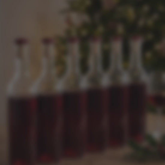 What's in the box: On The House Wine Making Starter Kit